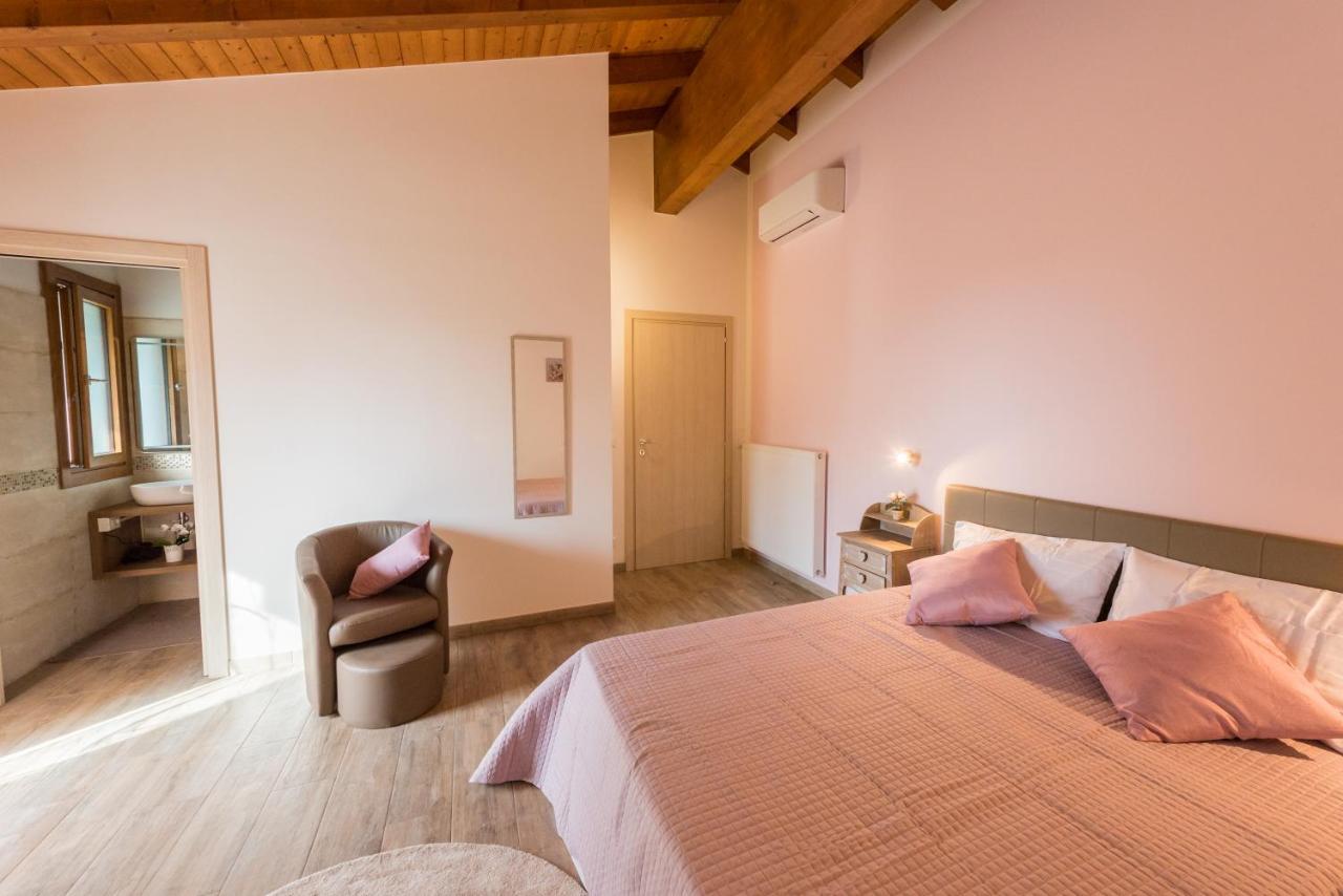 Sara&Sara Alloggio Agrituristico Savorgnano Kültér fotó